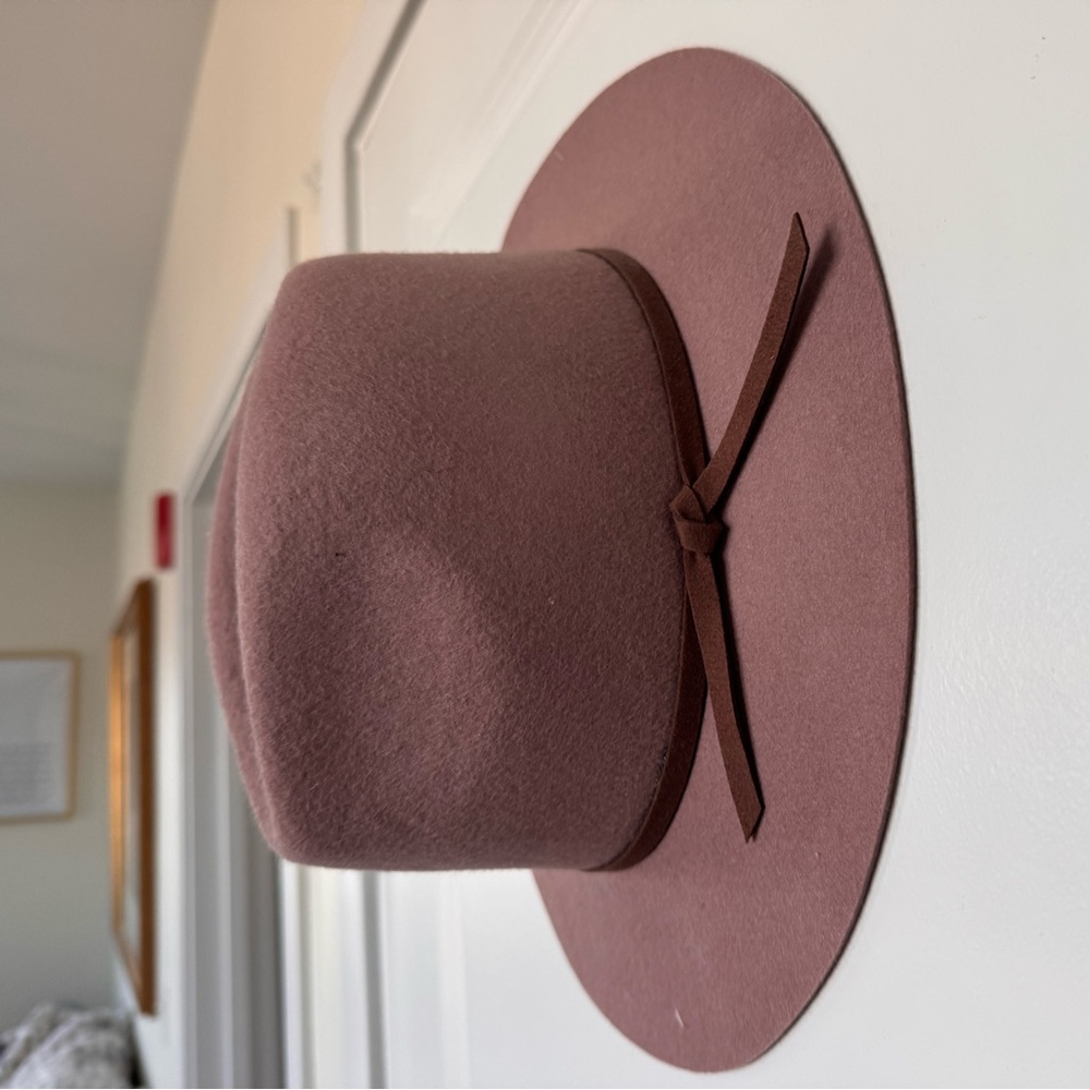 House of Harlow 1960 Felt Fedora in Dusty Lavender with Brown Trim